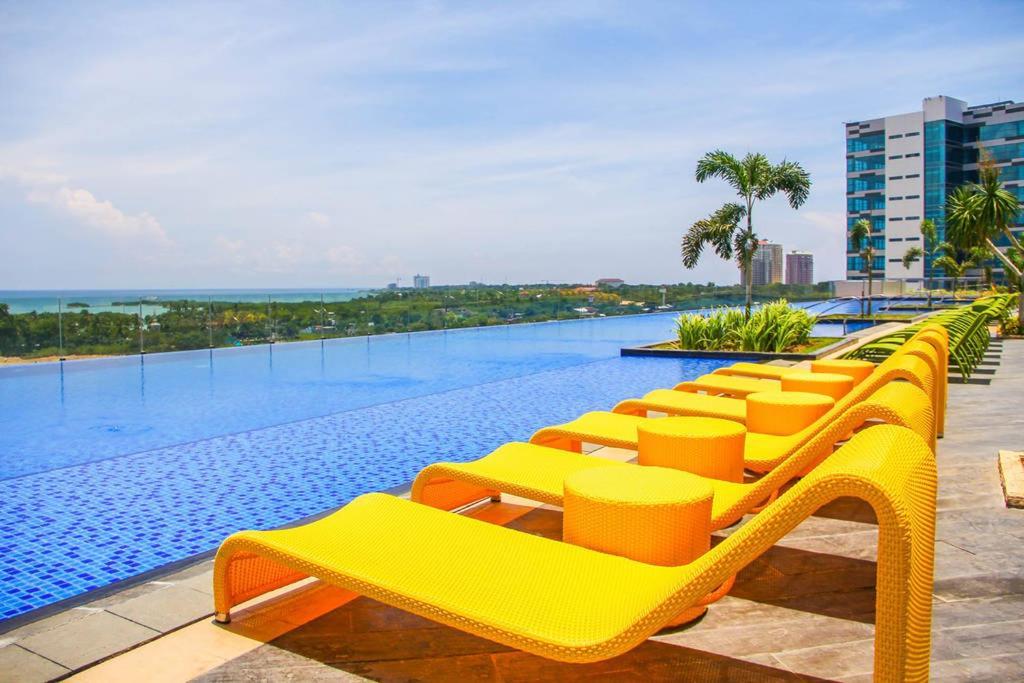 Mactan Newtown Cebu Affordable Suite! Lapu-Lapu City Eksteriør bilde